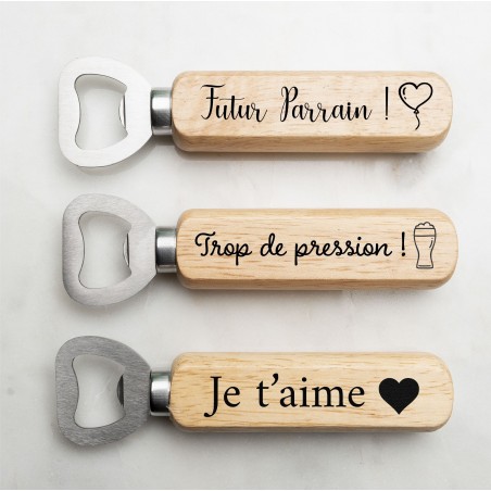 Décapsuleur en bois personnalisé. Cadeau pour anniversaire, un enterrement de vie de jeune fille ou de garçon (EVG, EVF), pendai