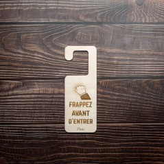Accroche-porte "Frappez avant d'entrer" – pancarte personnalisable