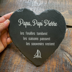 Coeur funéraire en ardoise naturelle pour rendre hommage à un proche disparu