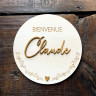 Carte bienvenue pour la naissance d'un bébé. Pancarte en bois pour bébé.