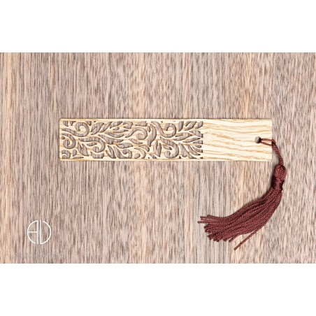 Marque-page en bois moderne et design personnalisable - V12