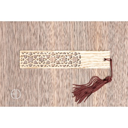 Marque-page en bois moderne et design personnalisable - V6