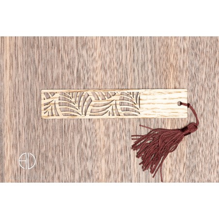 Marque-page en bois moderne et design personnalisable - V7